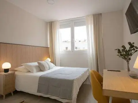 Habitación en calle de Almansa