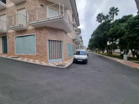 Local comercial en calle de Rafael Alberti