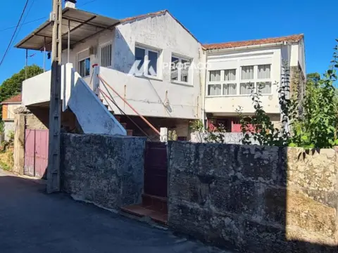Casa en A Lama (Carballiño, O)