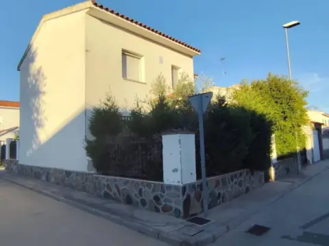 Casa en Cedillo del Condado