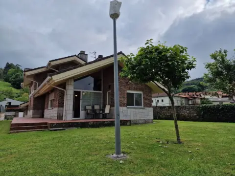 Chalet en Castro Urdiales