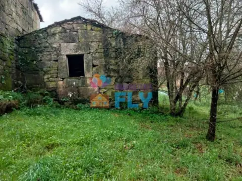 Casa en Amoeiro