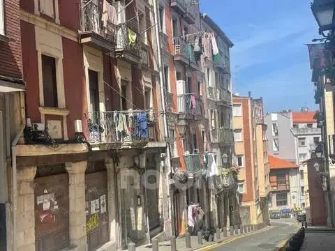 Piso en Atxuri