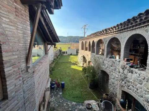 Casa rústica en Bescanó