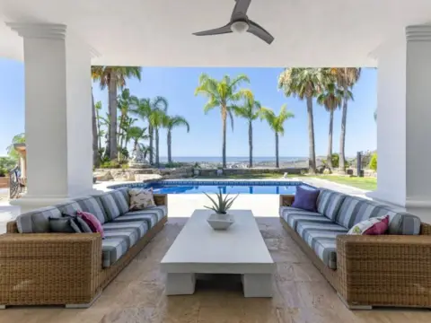 Chalet en calle calle los Arqueros, 100