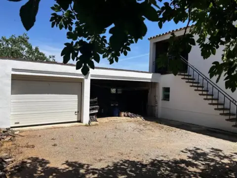 Casa rústica en Vall-llobrega
