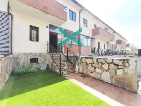 Casa pareada en Las Ventas de Retamosa