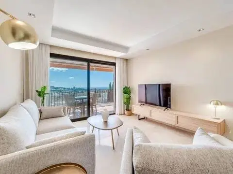 Piso en calle G264+X3 Benahavis, Espana, 11