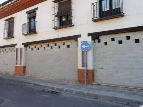 Local comercial en La Zubia