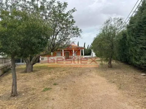 Chalet en Almendralejo