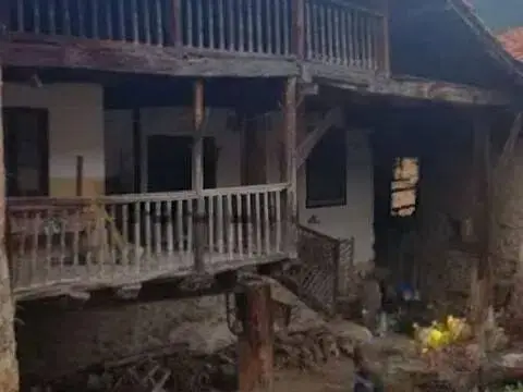Casa rústica en Poblado de Perrozo