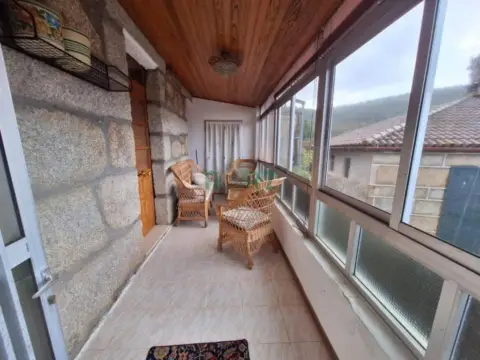 Casa en A Pena (Cenlle)