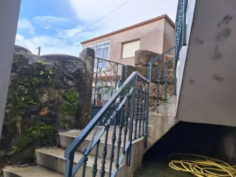 Casa en A Pena (Cenlle)