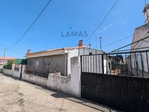 Chalet en Valdelacasa de Tajo