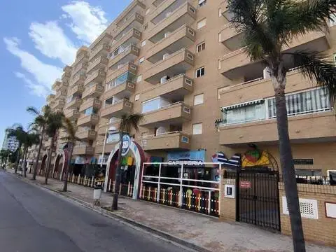Piso en Avenida de la Central