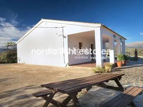 Casa rústica en Comares