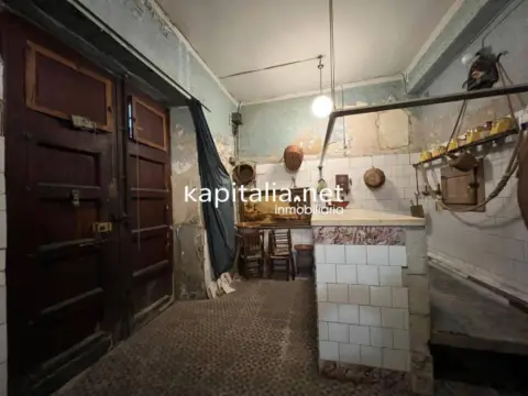 Departamento en venta bajo precio de mercado en La Vila-Centre