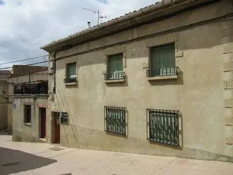 Casa rústica en Navaridas