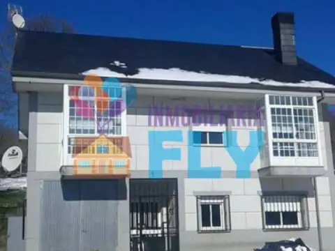 Casa en A Lampaza (San Xoán de Río)