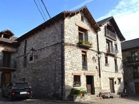 Casa rústica en calle Baja