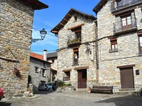 Casa rústica en calle Baja