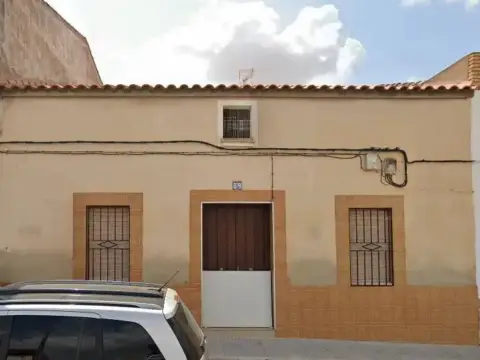 Chalet en calle Primero de Mayo