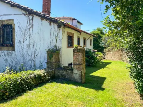 Casa en Carretera de Latores