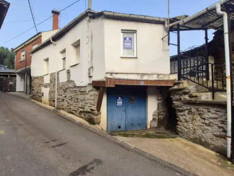 Casa rústica en calle de Madrid