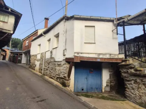 Casa rústica en calle de Madrid