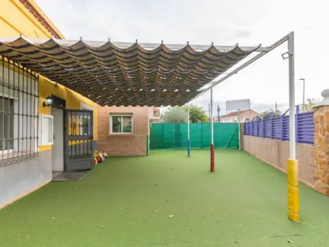 Casa en calle Mayor en Llano de Brujas