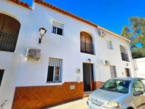 Casa adosada en calle calle Pablo Picasso, 1