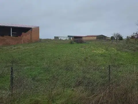 Terreno en Camino Estación