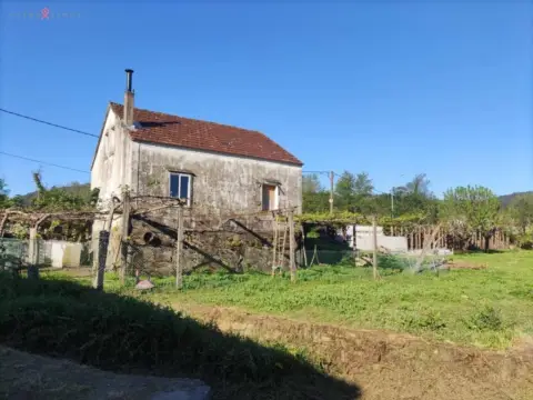 Casa rústica en Carreira (Ames)