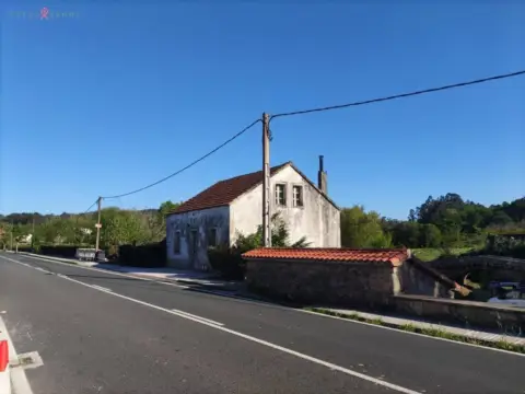 Casa rústica en Carreira (Ames)
