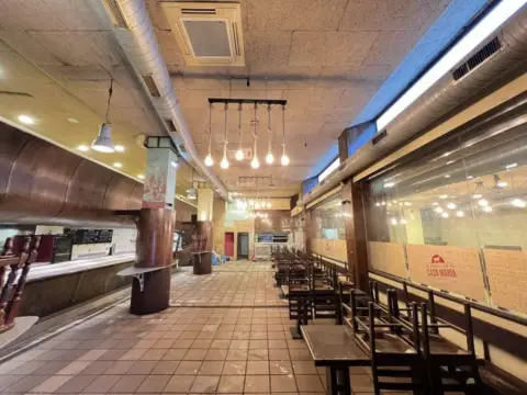 Local comercial en La Manjoya-Parroquias Sur