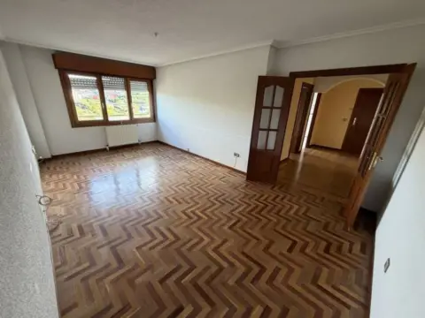Piso en La Magdalena-Versalles