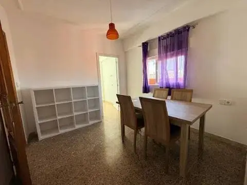 Habitación en calle Caputxins