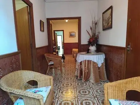 Casa adosada en calle Gregorio Martínez Montesinos