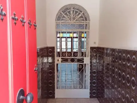 Casa adosada en Los Palacios y Villafranca