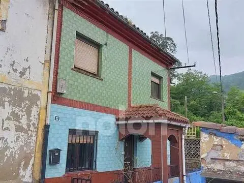 Chalet en Parroquias Rurales