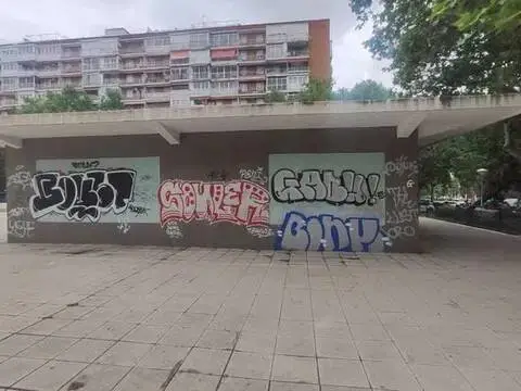 Local comercial en Valderas-Los Castillos-Parque Lisboa