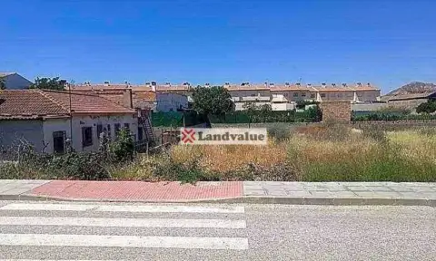 Terreno en calle Dámaso Alonso