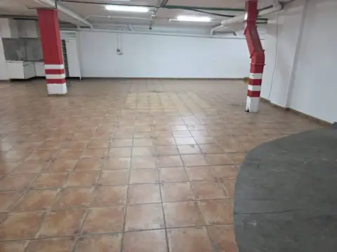 Local comercial en Ciudad Alta