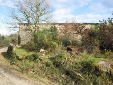 Casa rústica en Amoeiro