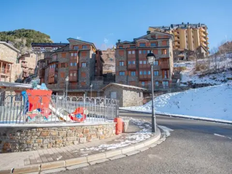 1-bedroom flat for sale in El Tarter, Canillo · 37 of 60