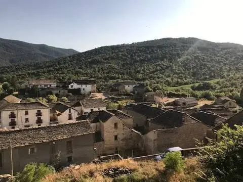 Casa rústica en Caldearenas