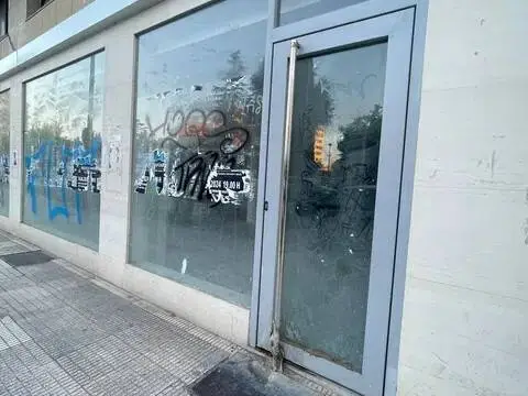 Local comercial en Paseo de la Cuba