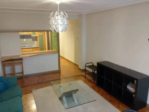 Piso en calle de Cimadevilla