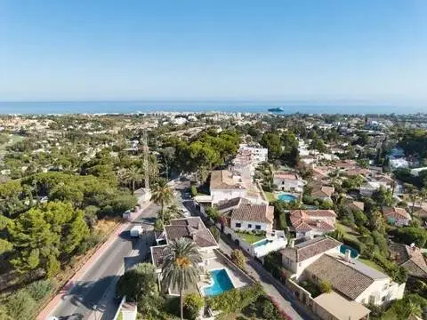 Chalet en Avenida Calderón de la Barca