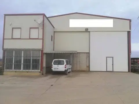 Nave industrial en Villamoronta